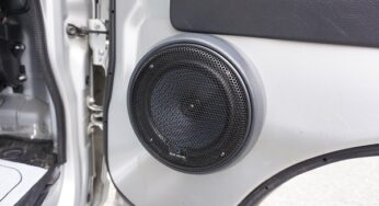 スズキキャリーへオーディオ施工